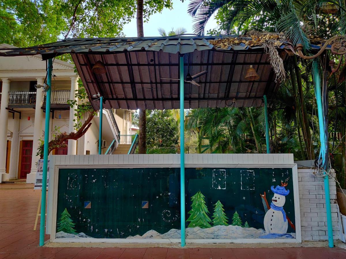 Piggy Calangute By Urban Nomads - Dorms & Pvt Rooms GOA Екстериор снимка