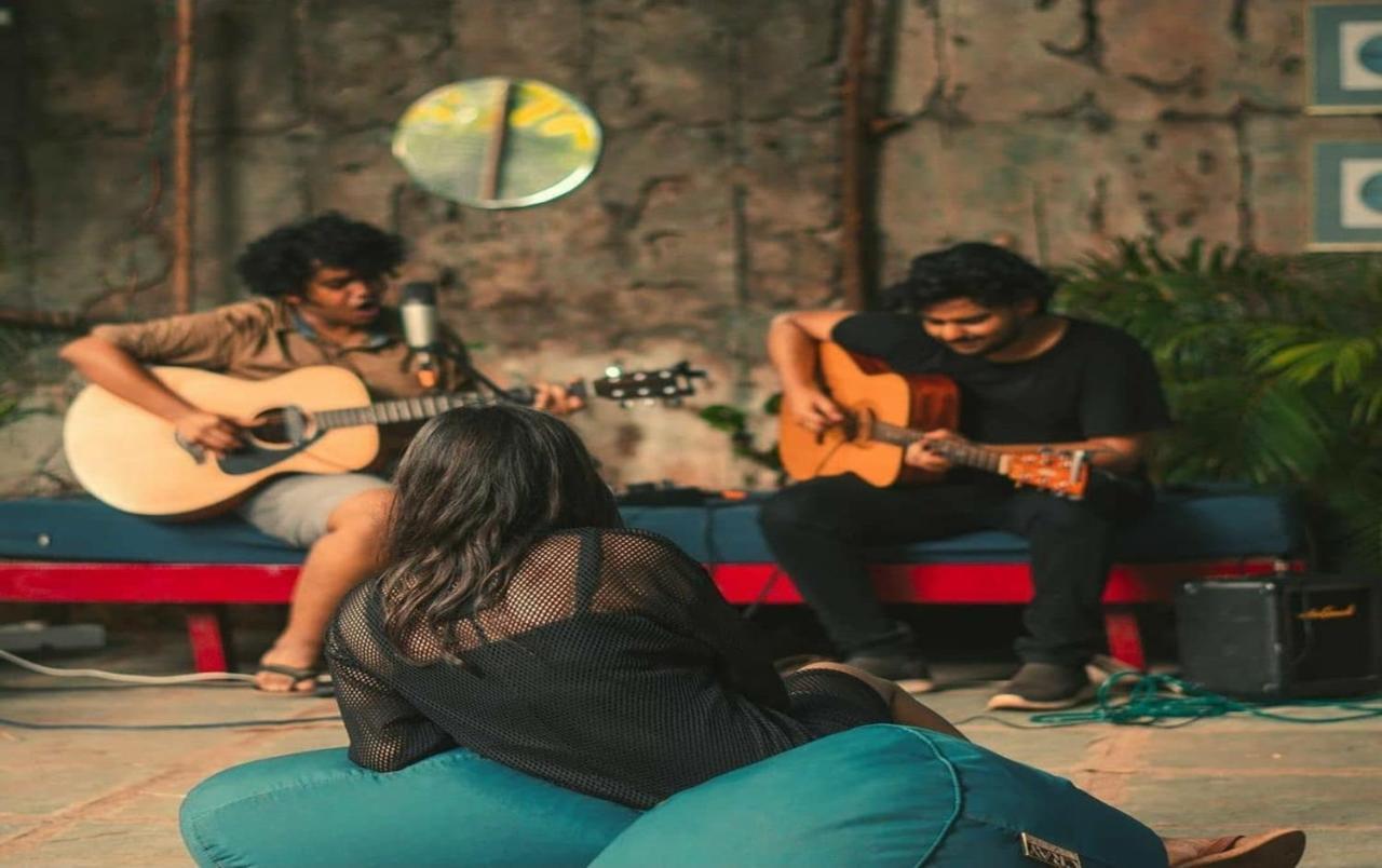 Piggy Calangute By Urban Nomads - Dorms & Pvt Rooms GOA Екстериор снимка