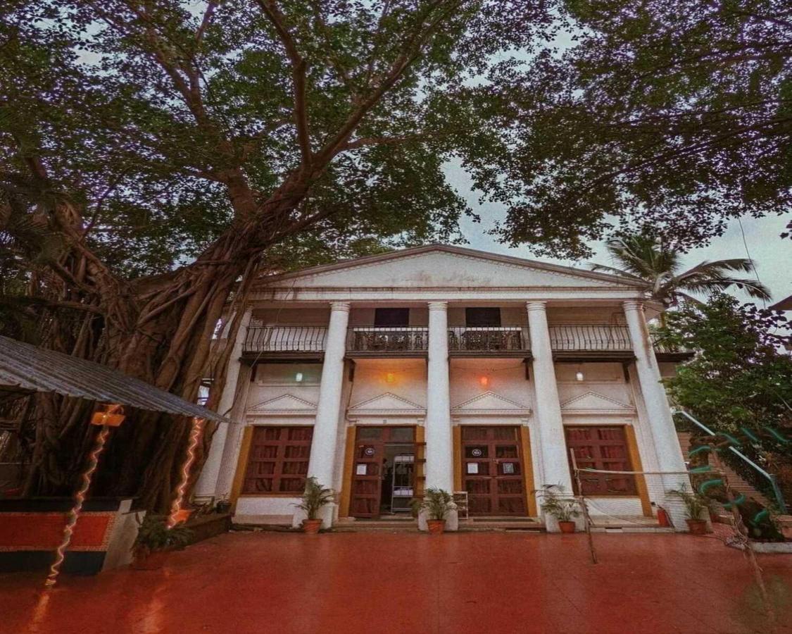 Piggy Calangute By Urban Nomads - Dorms & Pvt Rooms GOA Екстериор снимка